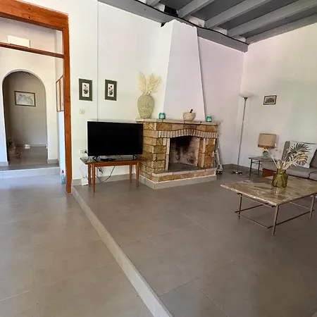 Villa Dollys Charming Seaside House *